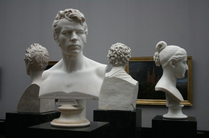 Contoh karya 3 dimensi patung