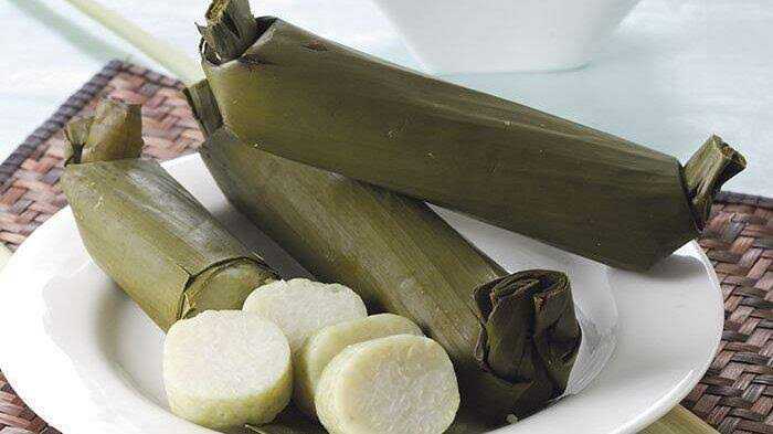 cara membuat ketupat dari daun pisang
